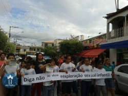 Dia nacional de combate ao abuso e à exploração sexual de crianças e adolescentes